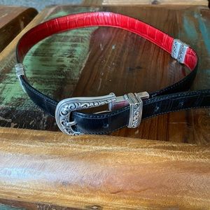 Women’s Reversible Belt Black/Red size M